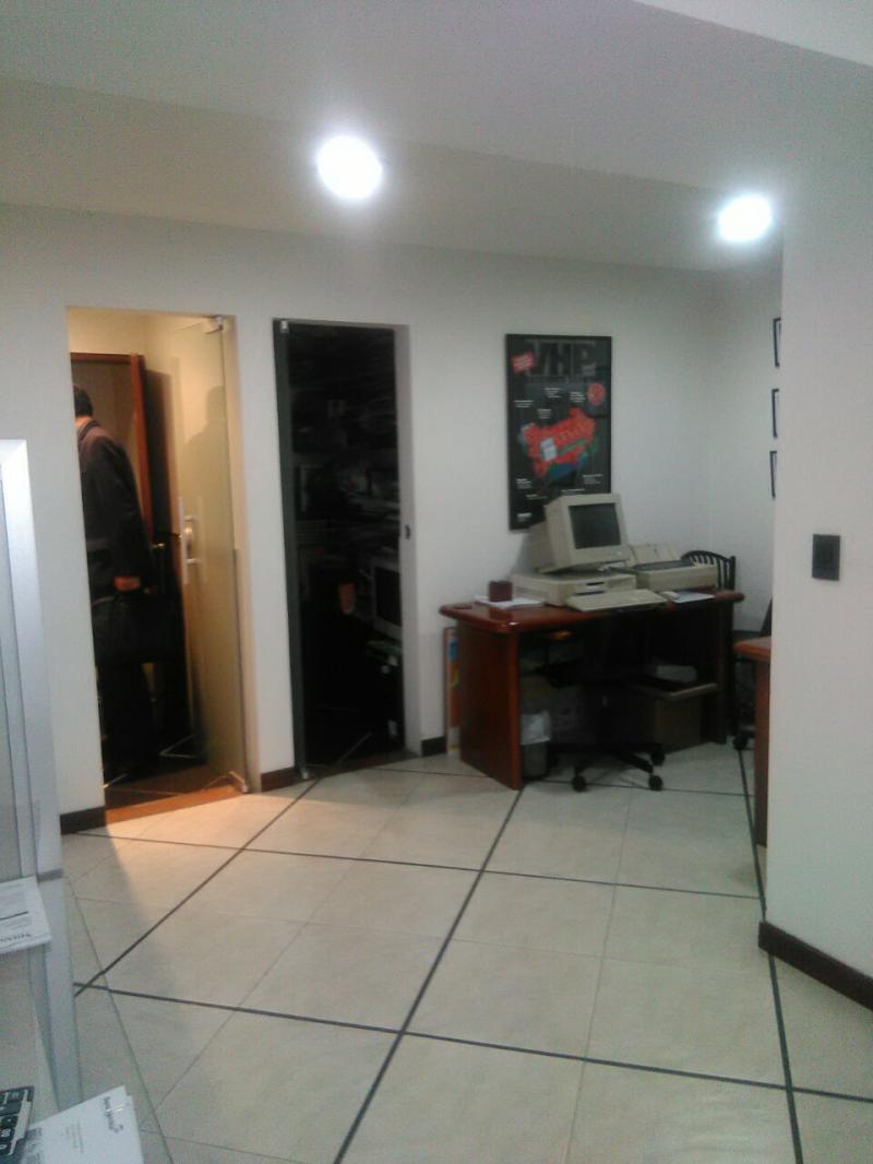 Oficina En Arriendo/Venta - El Virrey, Bogotá