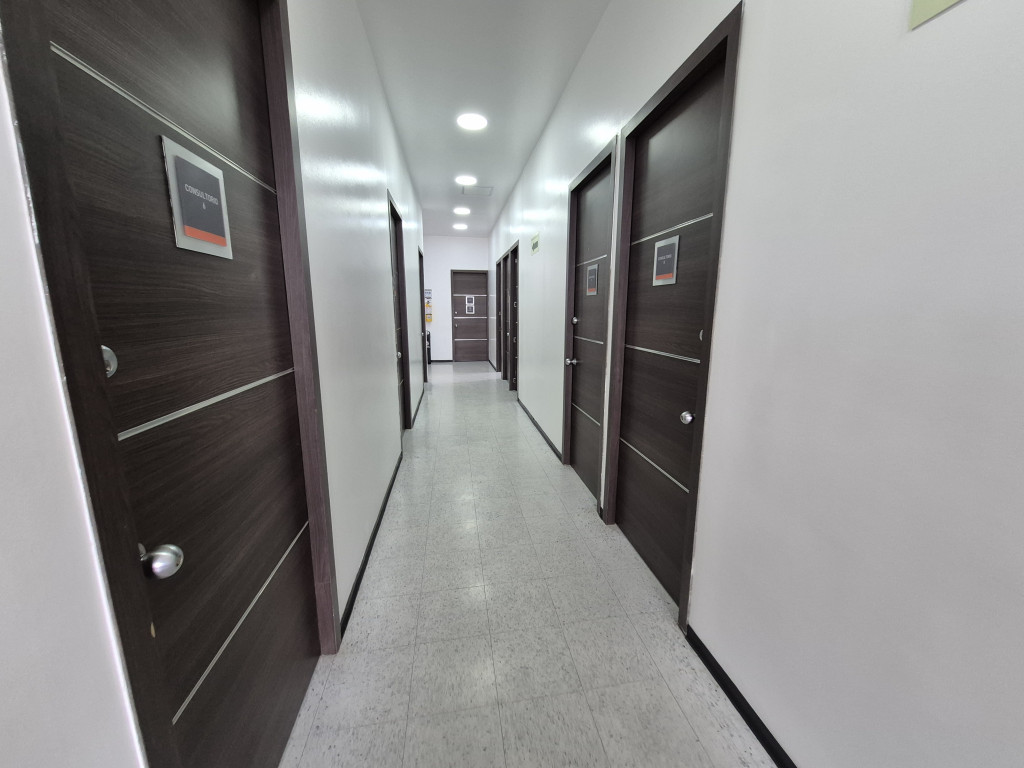 Local En Arriendo/Venta - Suba, Bogotá