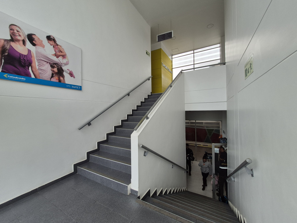 Local En Arriendo/Venta - Suba, Bogotá