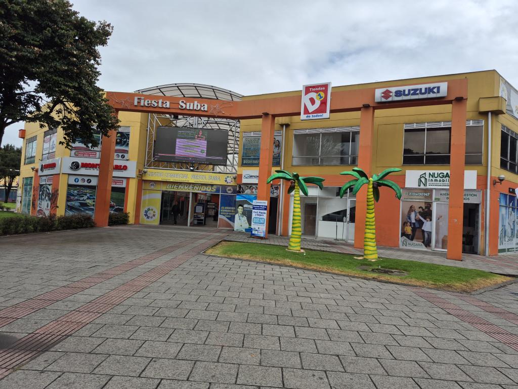 Local En Arriendo/Venta - Suba, Bogotá