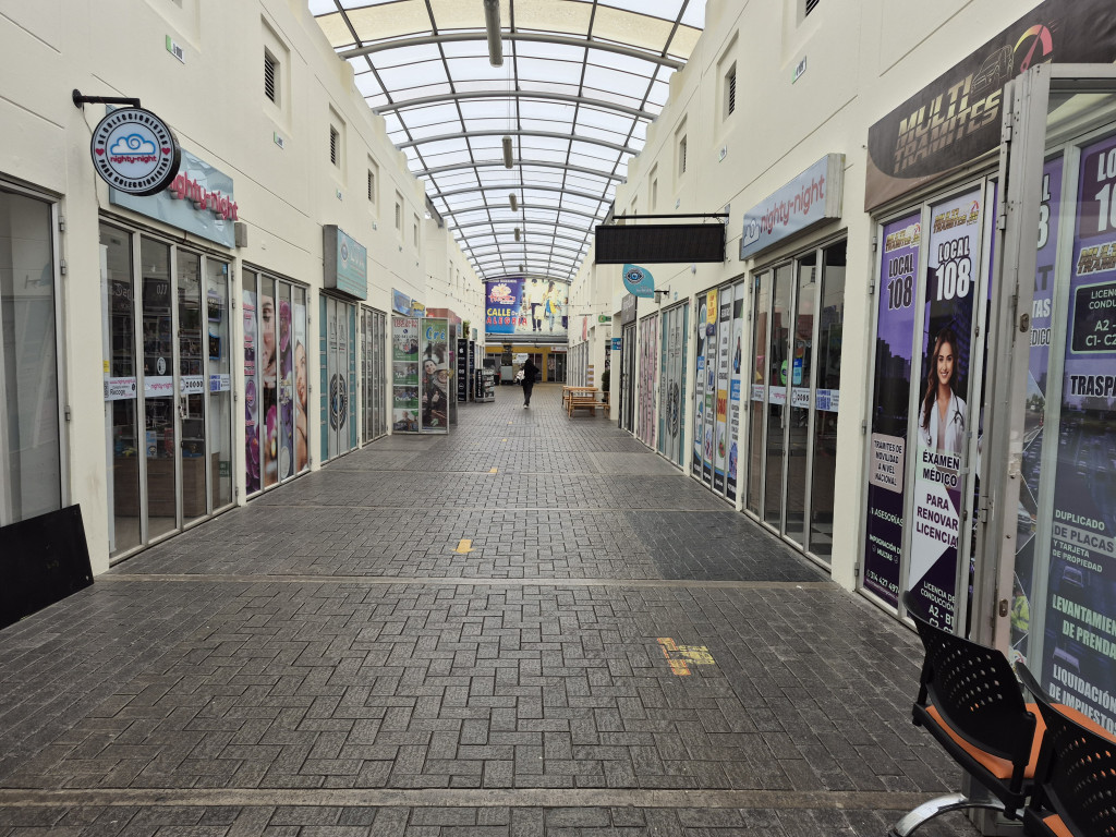 Local En Arriendo/Venta - Suba, Bogotá