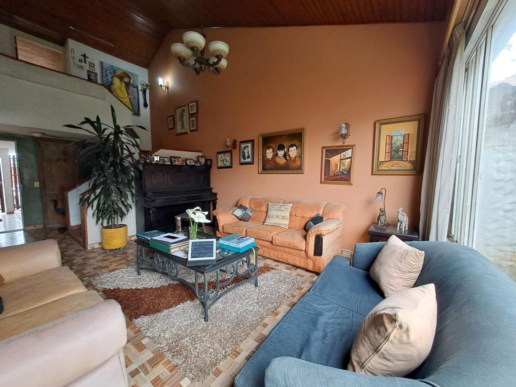 Casa En Venta - Las Villas, Bogotá