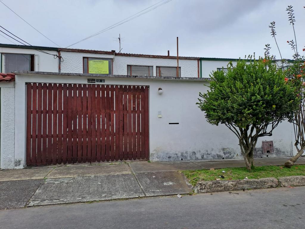 Casa En Venta - Las Villas, Bogotá