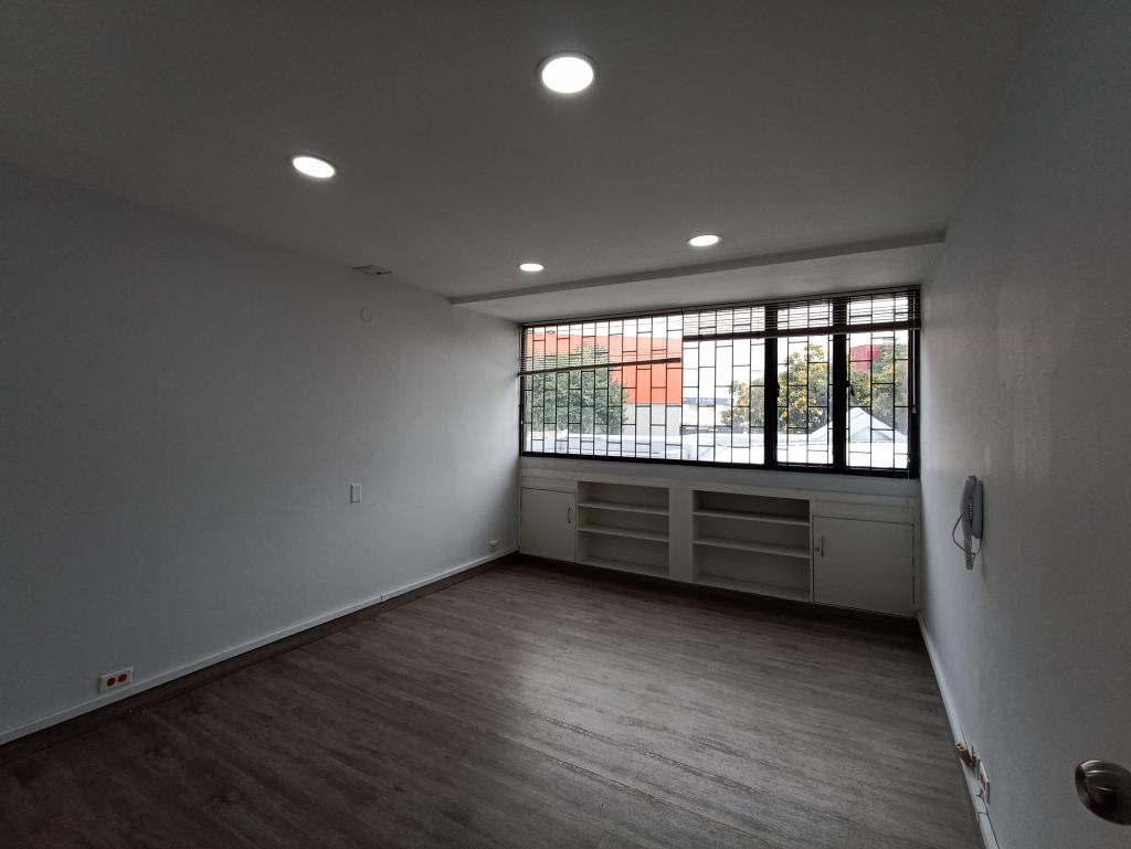 Oficina En Arriendo - Las Villas, Bogotá