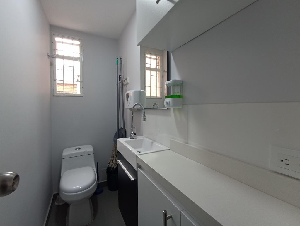 Oficina En Arriendo - Las Villas, Bogotá