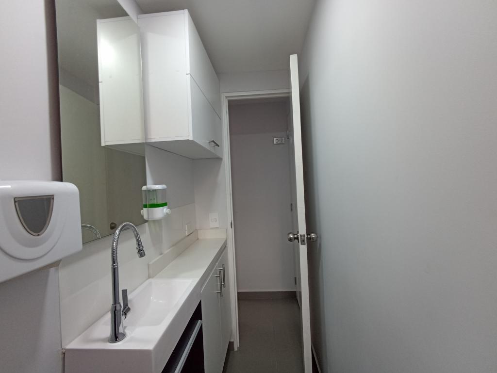 Oficina En Arriendo - Las Villas, Bogotá