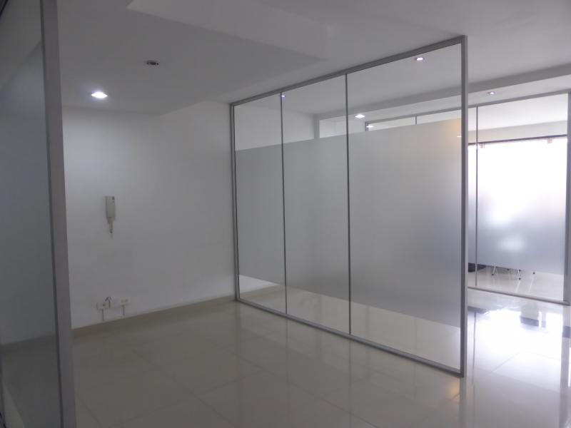 Oficina En Arriendo - Santa Barbara-Usaquén, Bogotá