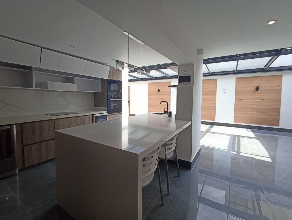 Casa En Venta - Alhambra, Bogotá