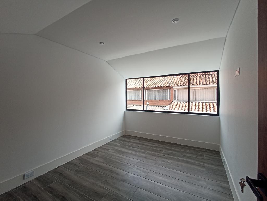 Casa En Venta - Alhambra, Bogotá