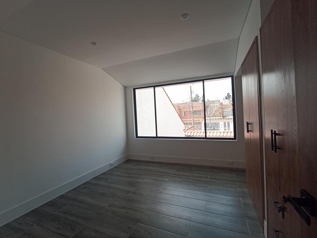 Casa En Venta - Alhambra, Bogotá