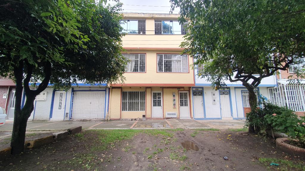 Casa En Venta - Garcés Navas, Bogotá