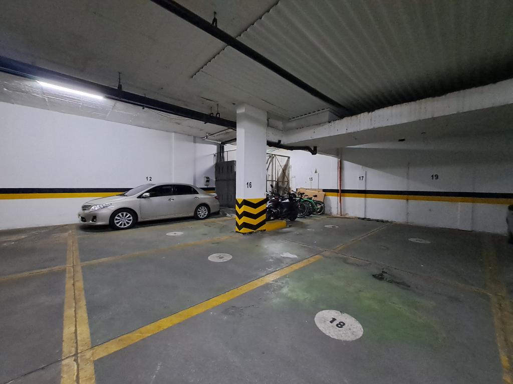 Consultorio En Venta - Santa Barbara-Usaquén, Bogotá