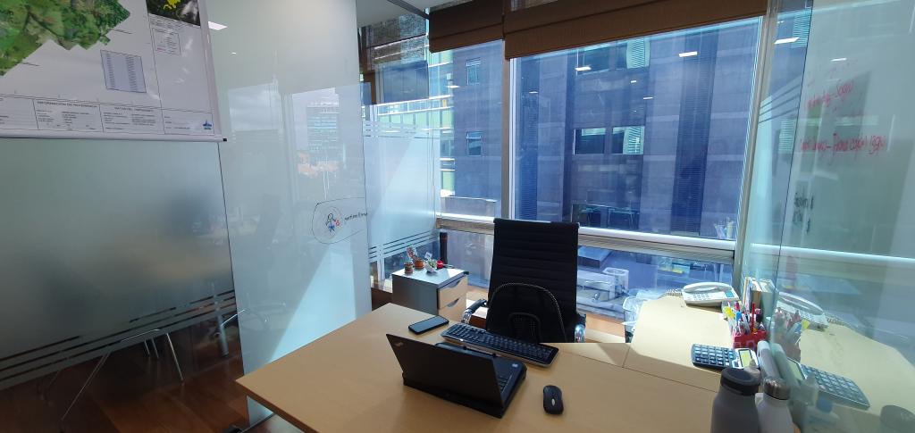 Oficina En Venta - Santa Barbara, Bogotá