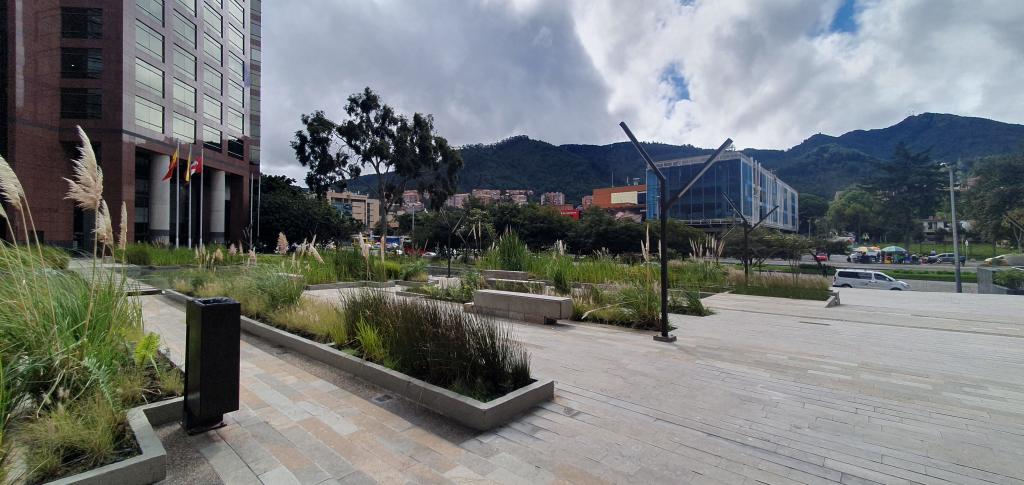 Oficina En Venta - Santa Barbara, Bogotá