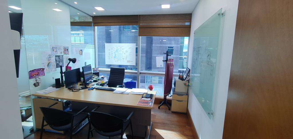 Oficina En Venta - Santa Barbara, Bogotá