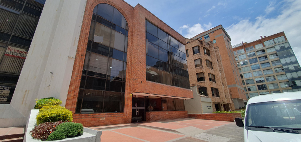 Oficina En Arriendo - El Chicó, Bogotá