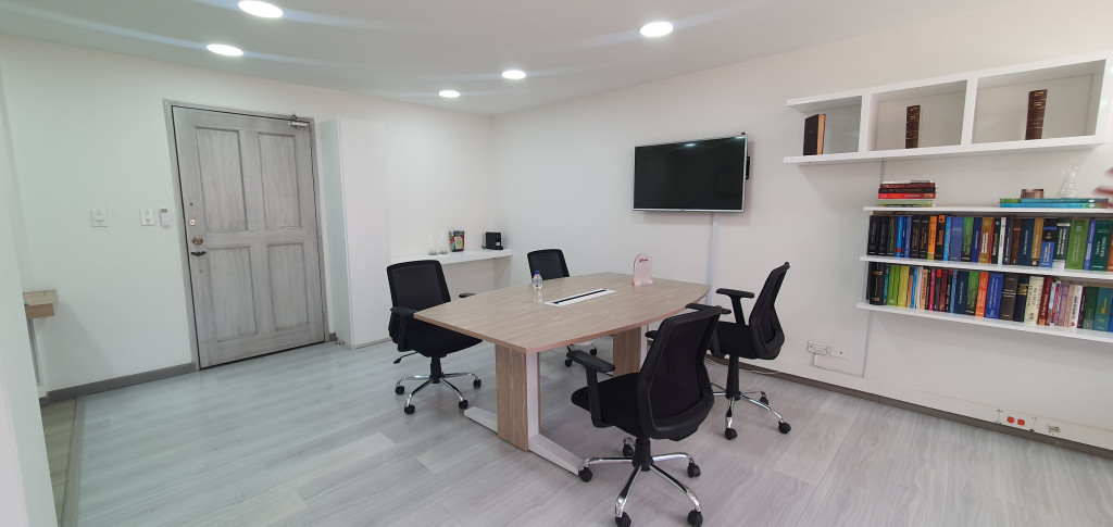 Oficina En Arriendo - El Chicó, Bogotá