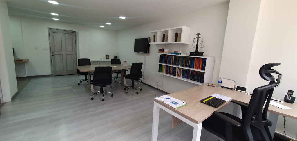 Oficina En Arriendo - El Chicó, Bogotá