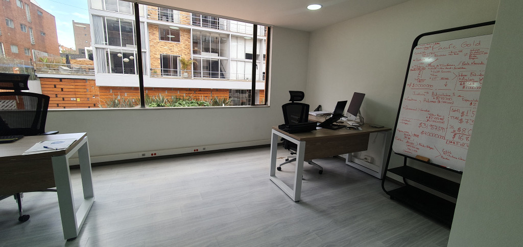 Oficina En Arriendo - El Chicó, Bogotá