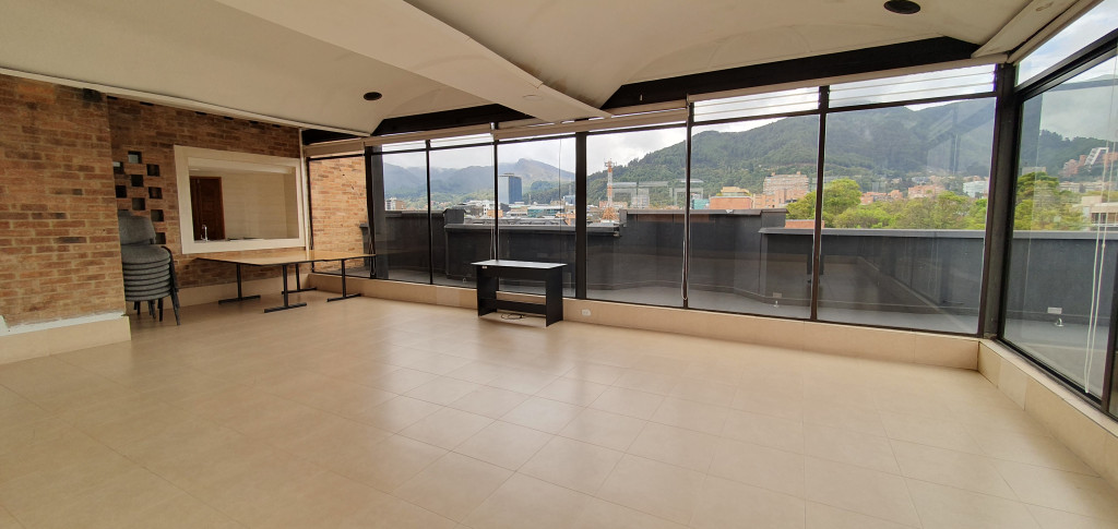 Oficina En Arriendo - El Chicó, Bogotá