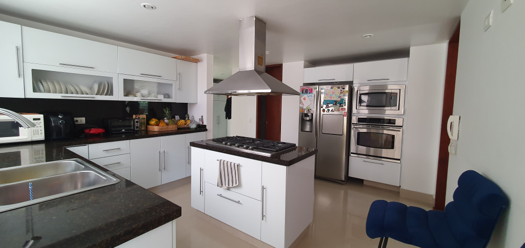 Casa En Venta - San José De Bavaria, Bogotá