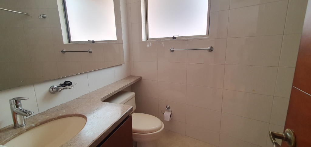 Casa En Venta - San José De Bavaria, Bogotá