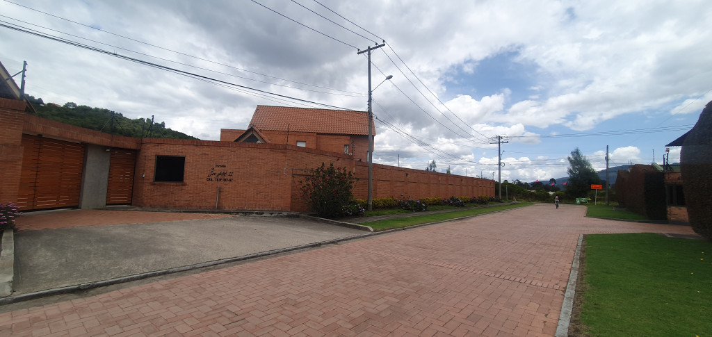 Casa En Venta - San José De Bavaria, Bogotá