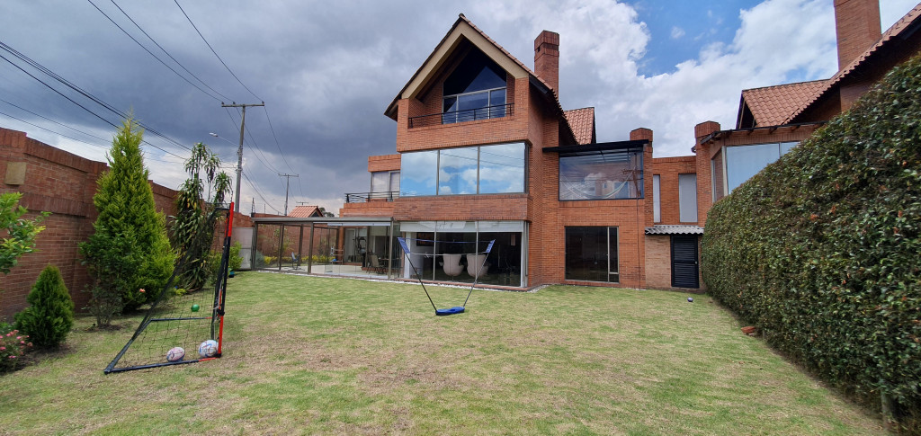 Casa En Venta - San José De Bavaria, Bogotá