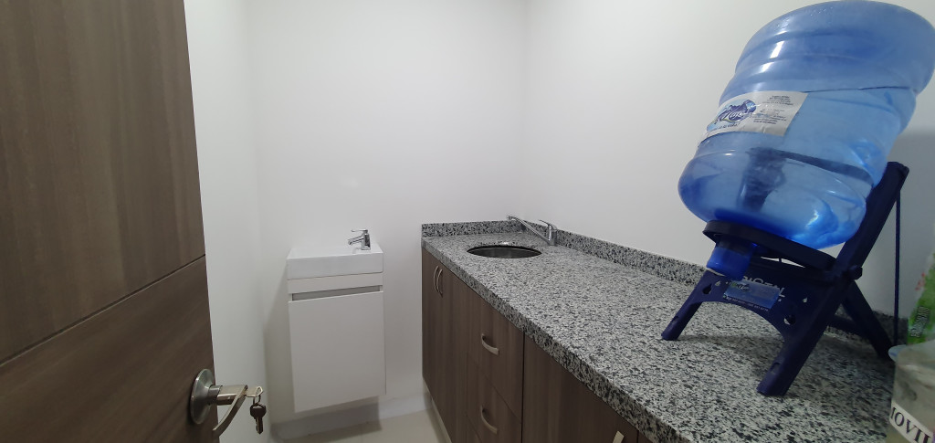 Oficina En Venta - La Felicidad, Bogotá