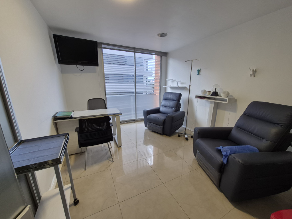 Oficina En Arriendo - Santa Barbara-Usaquén, Bogotá
