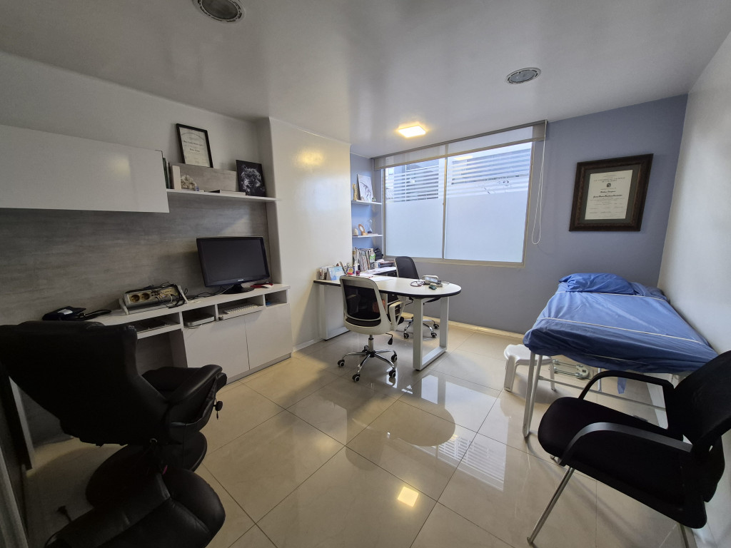 Oficina En Arriendo - Santa Barbara-Usaquén, Bogotá