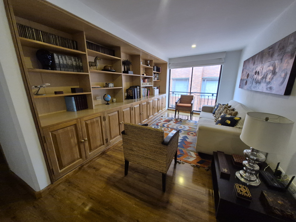 Apartamento En Venta - Los Rosales, Bogotá