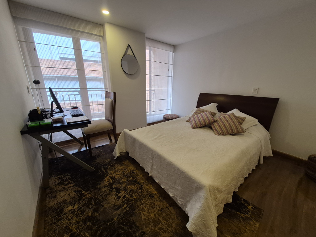Apartamento En Venta - Los Rosales, Bogotá
