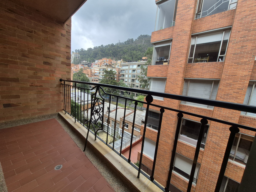 Apartamento En Venta - Los Rosales, Bogotá