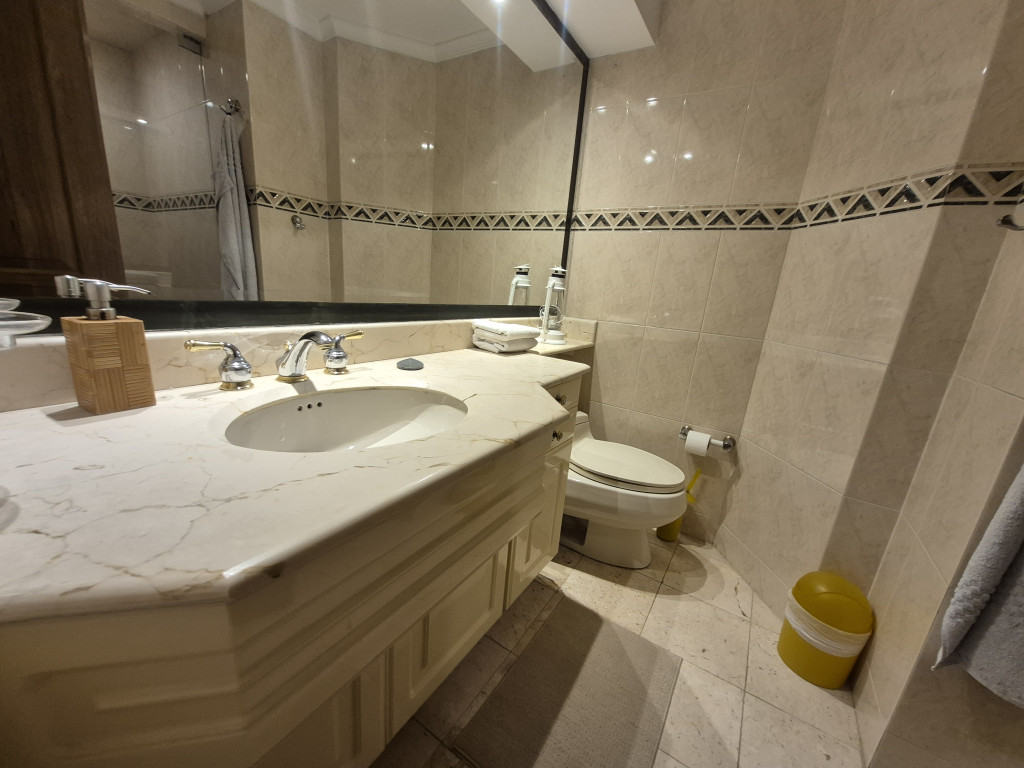 Apartamento En Venta - Los Rosales, Bogotá