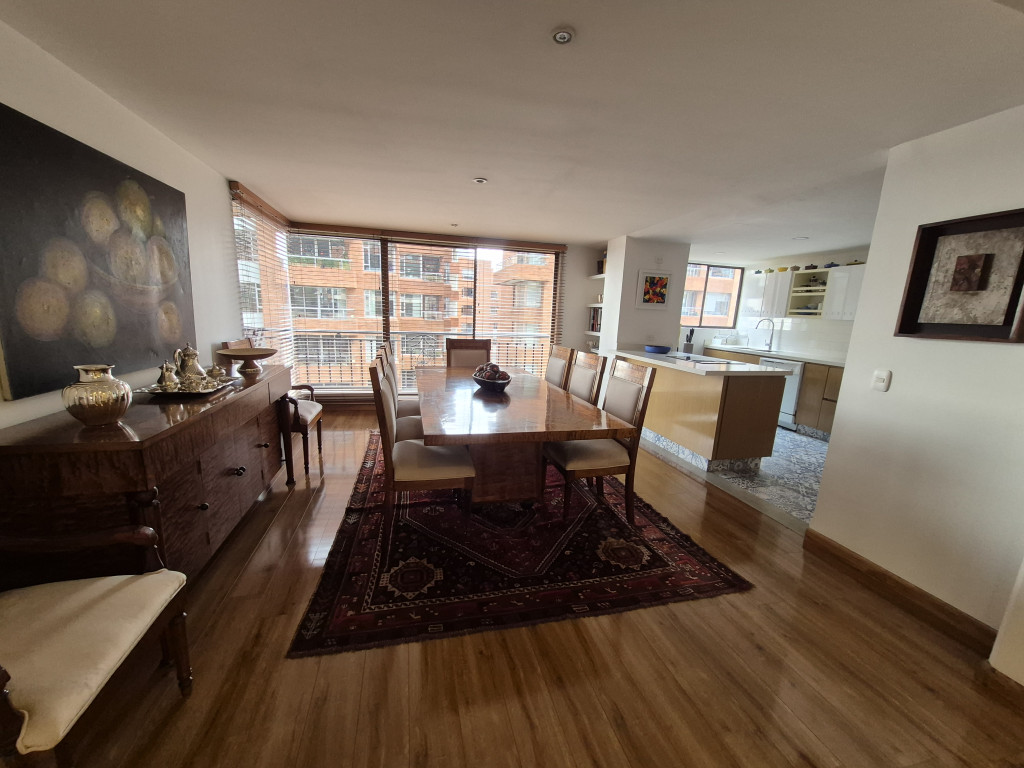 Apartamento En Venta - Los Rosales, Bogotá