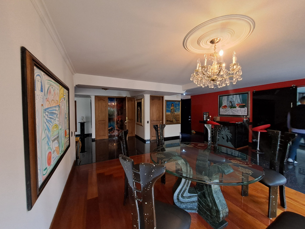 Apartamento En Arriendo - La Cabrera, Bogotá