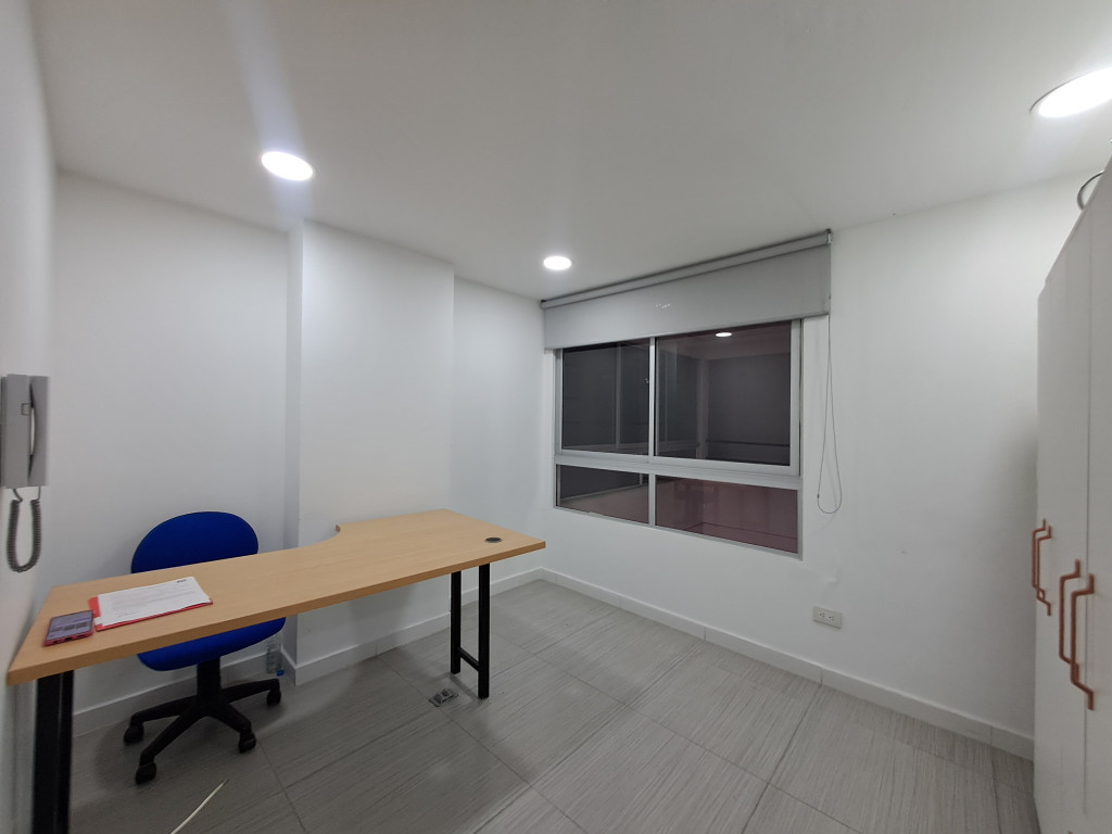 Oficina En Venta - Puente Largo, Bogotá