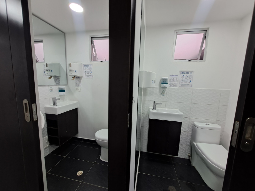 Oficina En Venta - Puente Largo, Bogotá