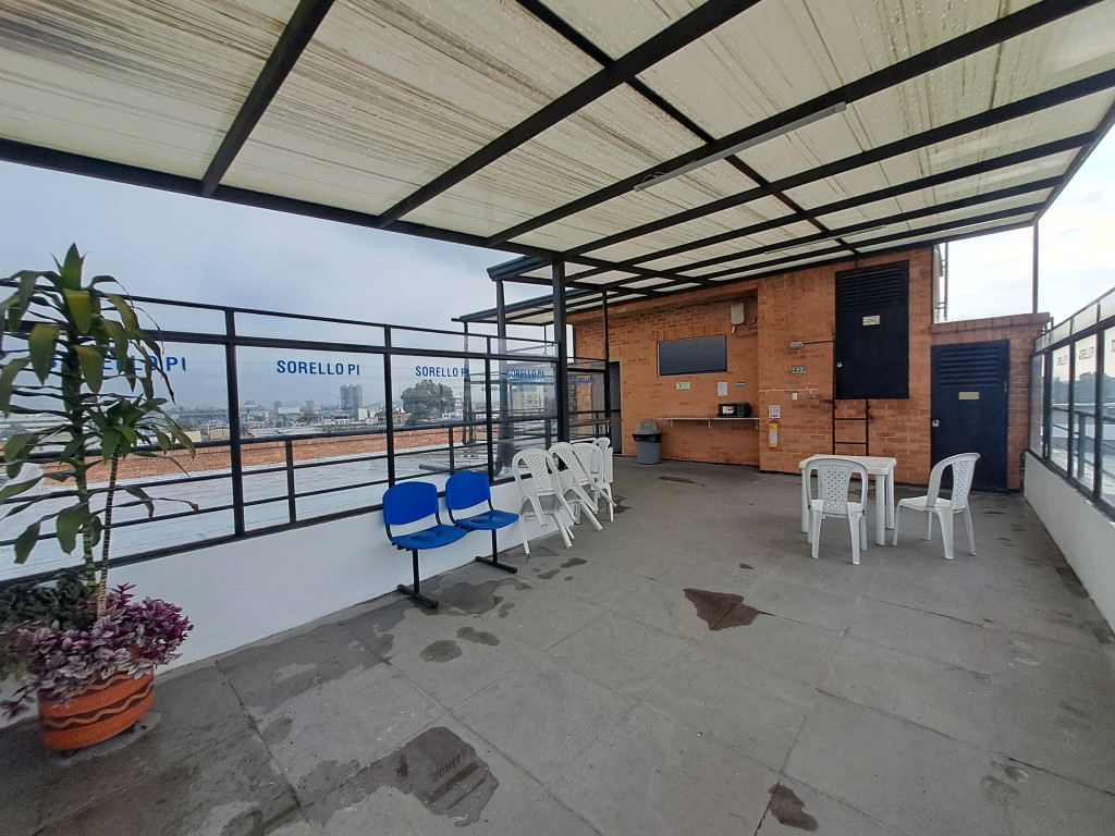 Oficina En Venta - Puente Largo, Bogotá