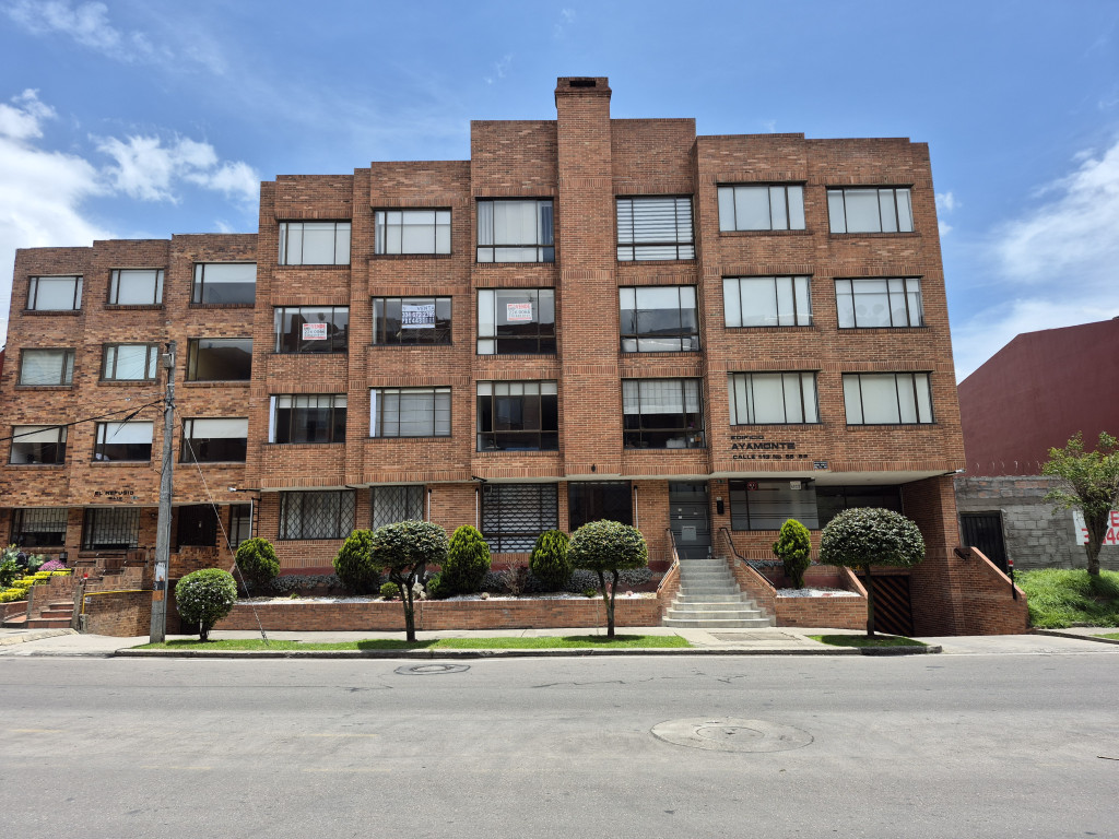 Apartamento En Venta - Puente Largo, Bogotá