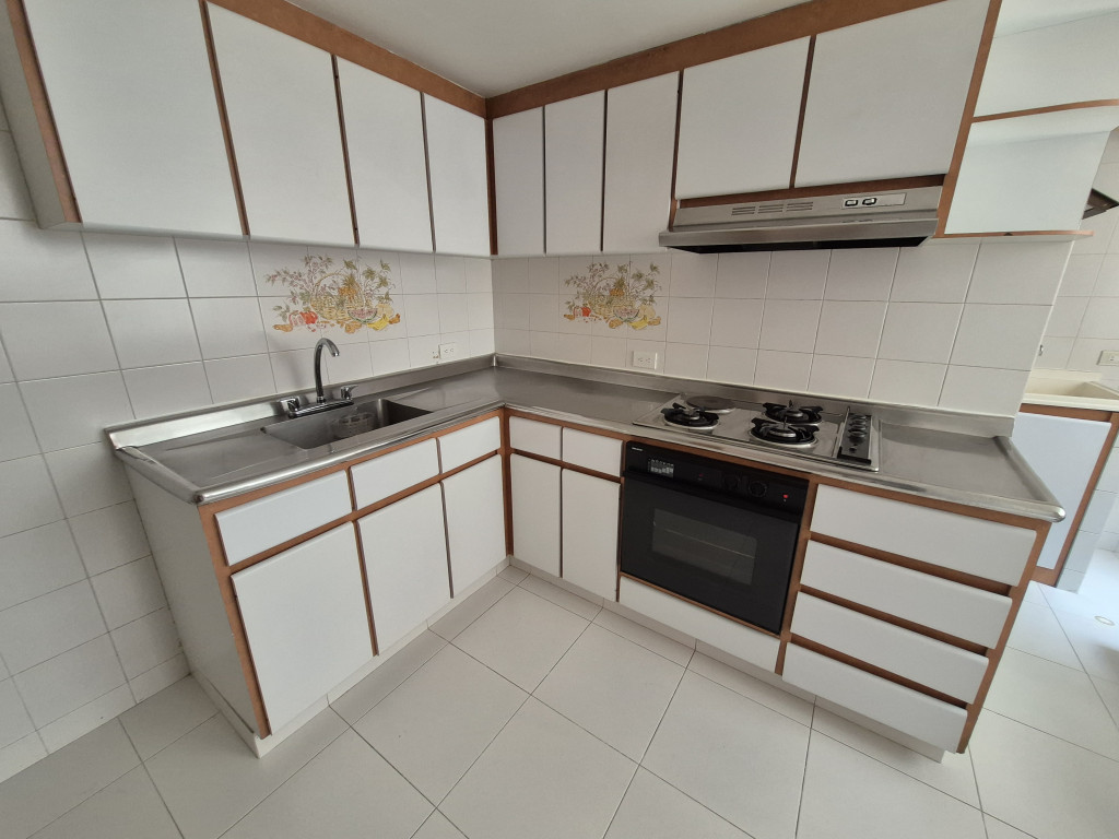 Apartamento En Venta - Puente Largo, Bogotá