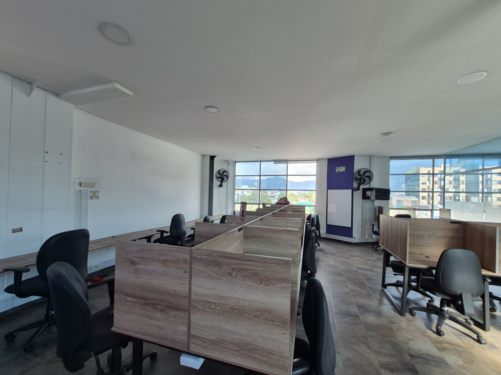 Edificio En Arriendo/Venta - Rionegro, Bogotá