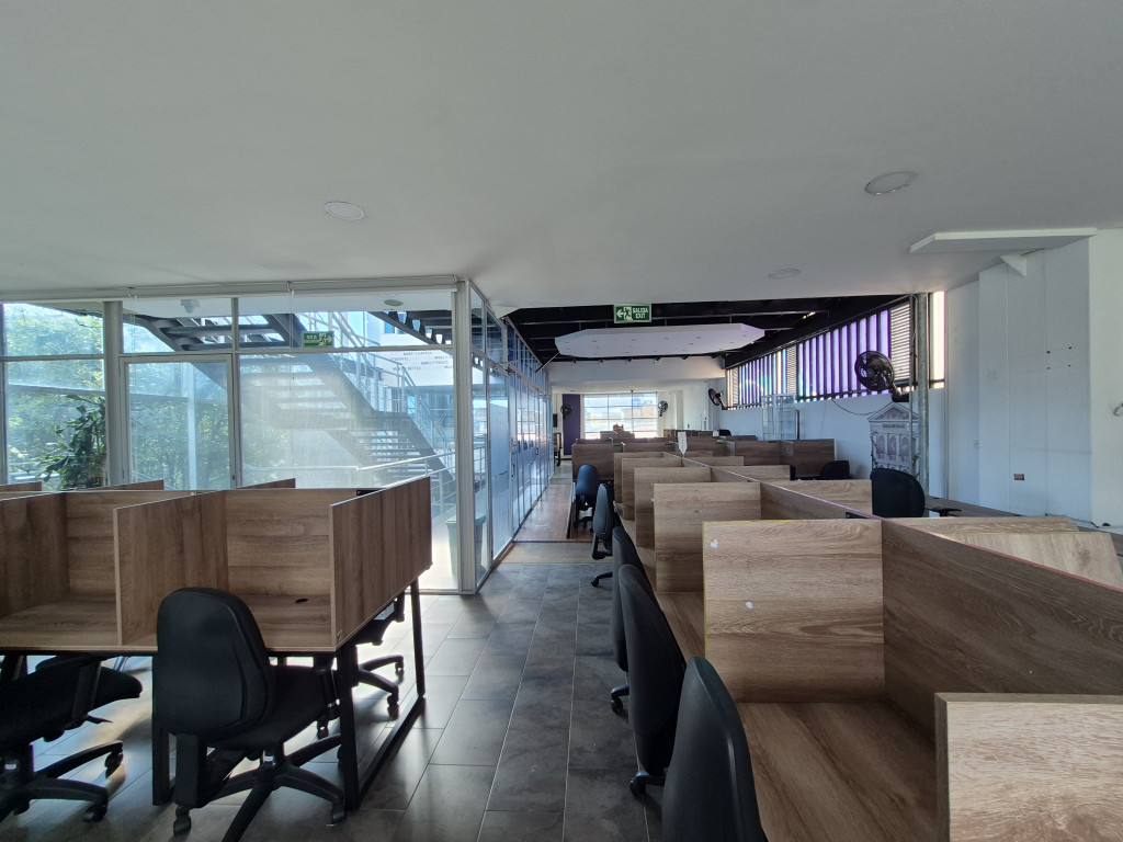 Edificio En Arriendo/Venta - Rionegro, Bogotá