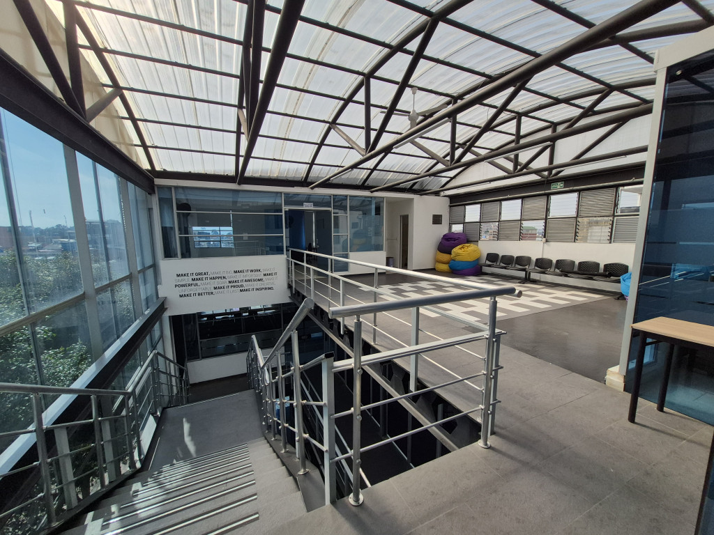 Edificio En Arriendo/Venta - Rionegro, Bogotá