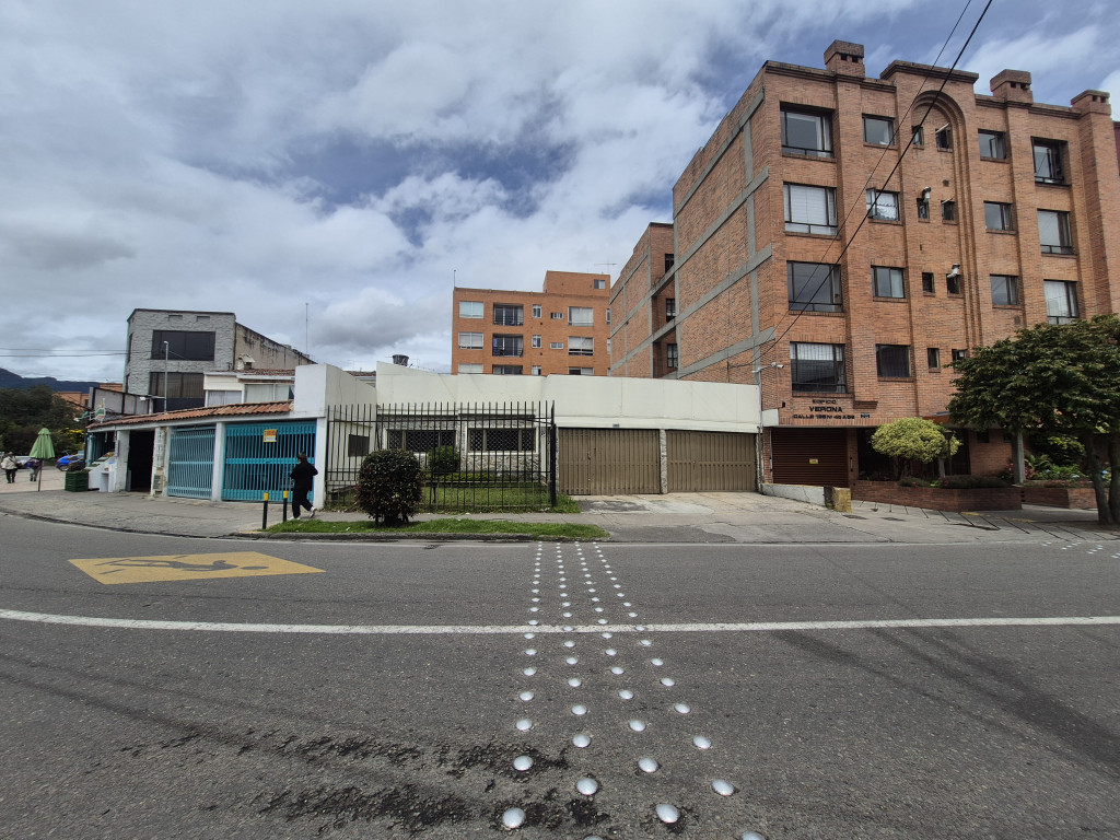 Casa En Venta - Batán, Bogotá
