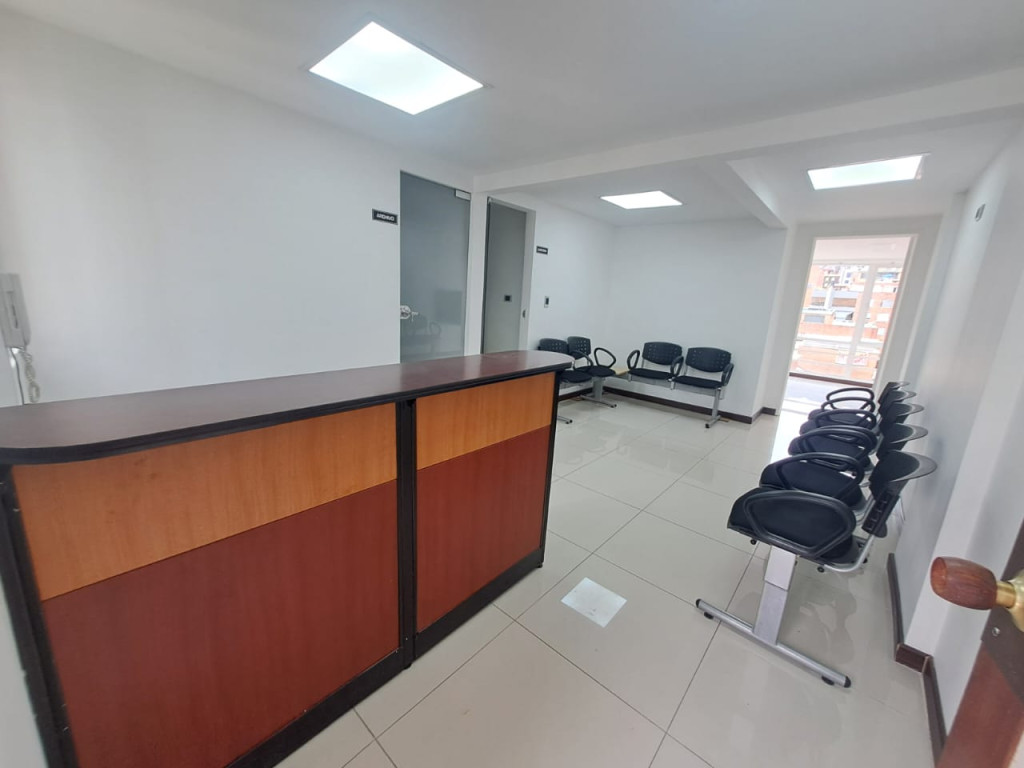 Oficina En Arriendo - El Virrey Ultima Etapa, Bogotá