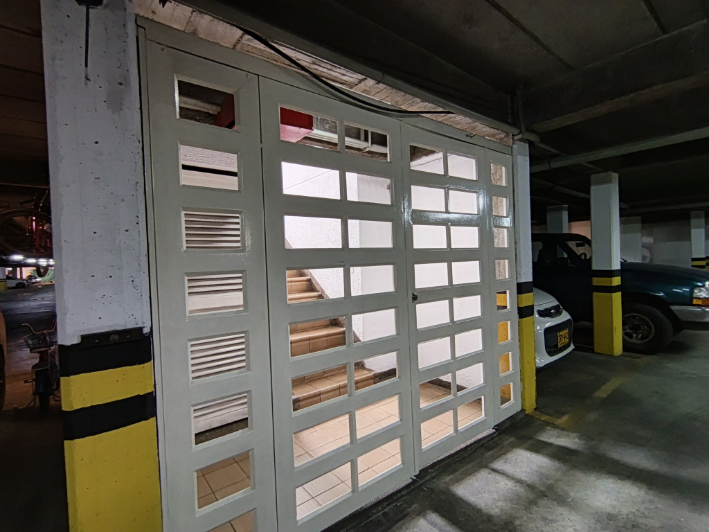 Apartamento En Venta - Hayuelos, Bogotá