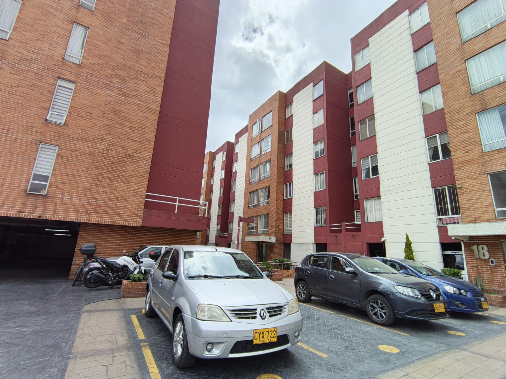 Apartamento En Venta - Hayuelos, Bogotá