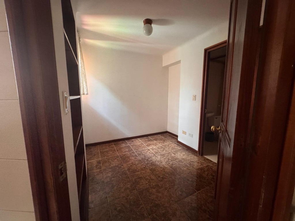 Apartamento En Venta - Los Rosales, Bogotá